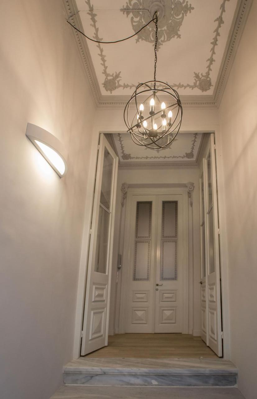 Sophisticated Apartment In Syntagma By Ghh 雅典 外观 照片