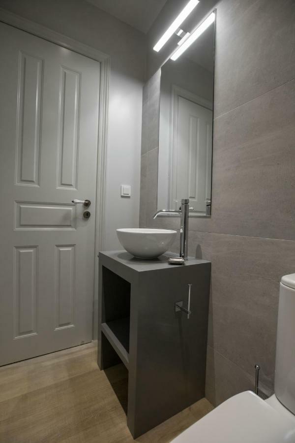 Sophisticated Apartment In Syntagma By Ghh 雅典 外观 照片