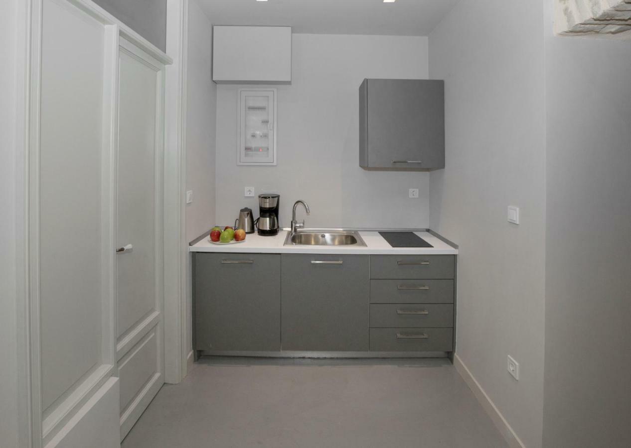 Sophisticated Apartment In Syntagma By Ghh 雅典 外观 照片