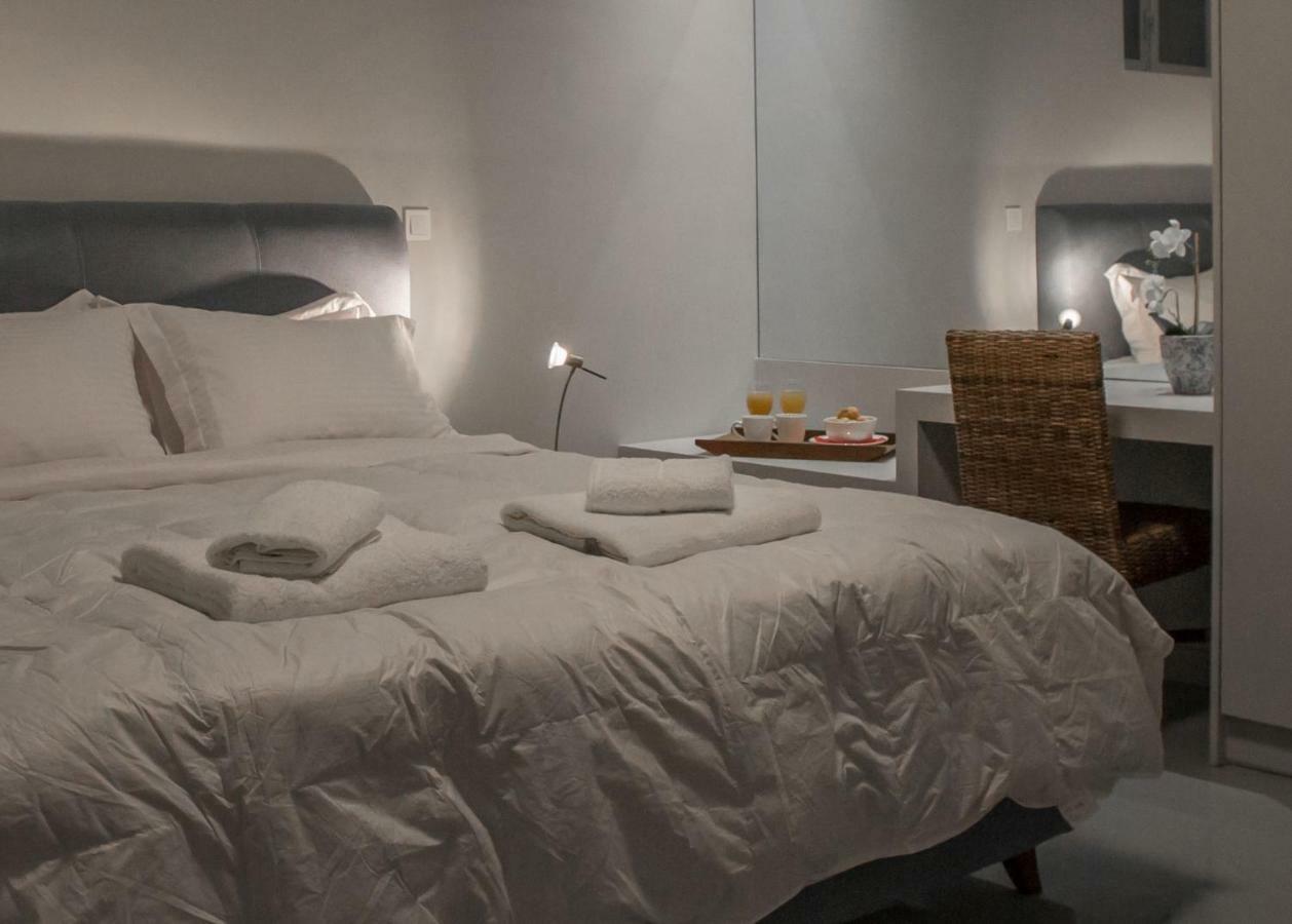 Sophisticated Apartment In Syntagma By Ghh 雅典 外观 照片